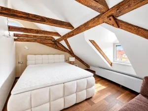 Prodej apartmánu, Praha - Malá Strana, Malostranské náměstí, 117 m2
