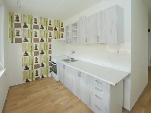 Pronájem bytu 2+1, Chomutov, Zahradní, 51 m2