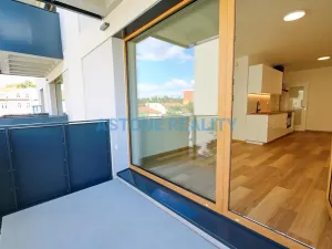 Pronájem bytu 1+kk, Praha - Modřany, Kolmanova, 37 m2
