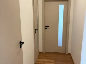 Pronájem bytu 2+kk, Praha - Kobylisy, Taussigova, 60 m2