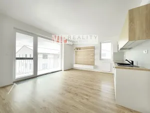 Prodej bytu 2+kk, Rosice, Slunečná, 66 m2