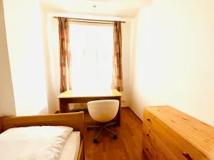 Pronájem bytu 3+1, Praha - Žižkov, Seifertova, 80 m2