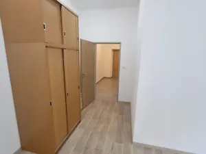 Pronájem bytu 2+kk, Jihlava, Hálkova, 46 m2
