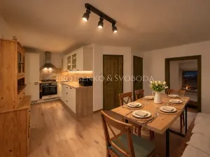 Prodej činžovního domu, Hluboká nad Vltavou, Žižkova, 174 m2