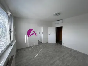 Pronájem bytu 2+1, Olomouc, Stiborova, 45 m2