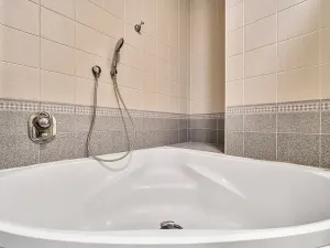 Pronájem bytu 3+1, Praha, Na hřebenech I, 112 m2