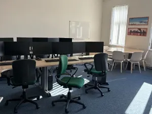 Pronájem kanceláře, Praha - Vysočany, Sokolovská, 90 m2