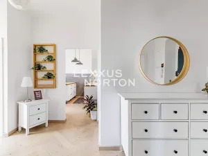 Prodej bytu 3+1, Praha - Hradčany, Tychonova, 97 m2