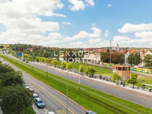 Prodej bytu 3+1, Praha - Hradčany, Tychonova, 97 m2