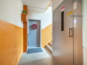Prodej bytu 4+1, Mariánské Lázně, Na Třešňovce, 80 m2