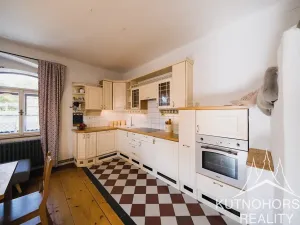 Prodej rodinného domu, Velenka, 414 m2