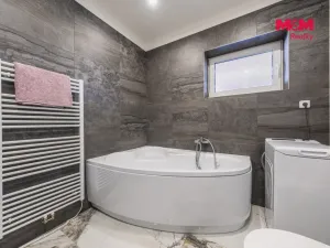 Prodej rodinného domu, Mukařov - Žernovka, K Památníku, 107 m2
