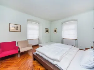 Prodej bytu 2+kk, Praha - Malá Strana, Nosticova, 67 m2