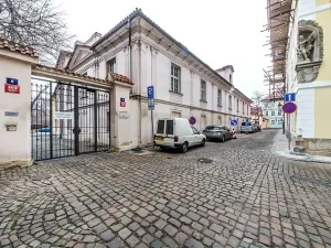 Prodej bytu 2+kk, Praha - Malá Strana, Nosticova, 67 m2