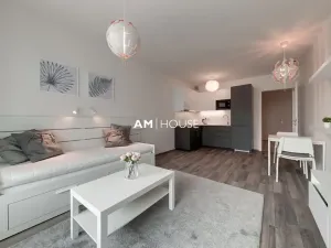 Pronájem bytu 1+kk, Praha - Vysočany, Vysočanská, 32 m2