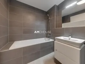 Pronájem bytu 1+kk, Praha - Vysočany, Vysočanská, 32 m2