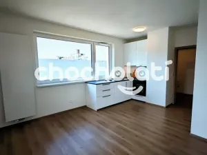 Pronájem bytu 1+kk, Pardubice, Nová Tesla, 27 m2