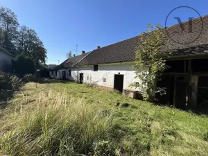 Prodej chalupy, Lišov, 460 m2