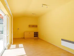 Pronájem rodinného domu, Benátky, 241 m2