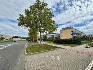 Pronájem bytu 2+kk, Praha - Hostavice, U Hostavického potoka, 50 m2