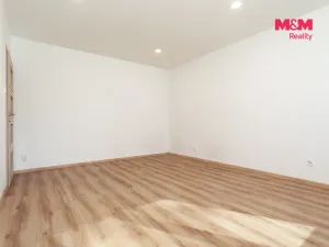 Pronájem bytu 1+kk, Ostrava - Poruba, 27 m2