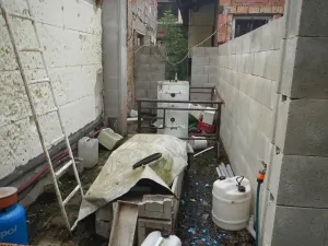 Dražba rodinného domu, Mrzky, 190 m2