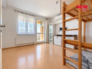 Prodej bytu 1+kk, Klecany, V Honech, 32 m2