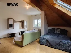 Pronájem bytu 1+kk, Senohraby, U školky, 46 m2