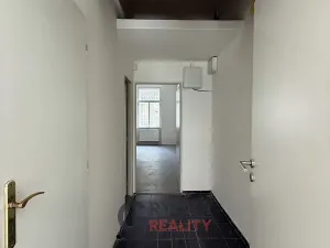 Prodej obchodního prostoru, Praha - Vysočany, Pod pekárnami, 44 m2