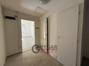 Prodej obchodního prostoru, Praha - Vysočany, Pod pekárnami, 43 m2