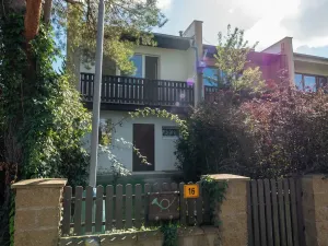 Prodej rodinného domu, Únětice, U Lip, 170 m2