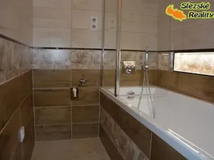 Pronájem bytu 2+1, Ostrava, Žilinská, 62 m2