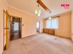 Prodej bytu 2+1, Úpice, Sládkova, 49 m2