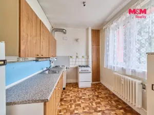 Prodej bytu 2+1, Úpice, Sládkova, 49 m2