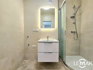 Prodej bytu 2+kk, Olomouc, Kanadská, 36 m2