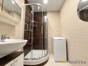 Prodej bytu 3+1, Orlová, Masarykova třída, 75 m2