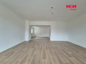 Prodej rodinného domu, Hluboké, 108 m2