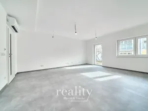 Pronájem bytu 3+kk, Znojmo, Hrušňová, 80 m2