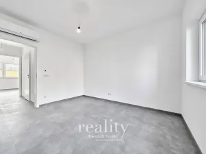 Pronájem bytu 3+kk, Znojmo, Hrušňová, 80 m2