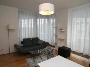 Pronájem bytu 2+kk, Praha - Žižkov, Pitterova, 70 m2
