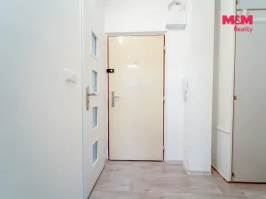 Prodej bytu 1+kk, Plzeň - Severní Předměstí, Sokolovská, 28 m2