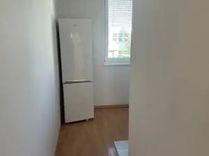 Pronájem bytu 2+1, Bánov, 56 m2