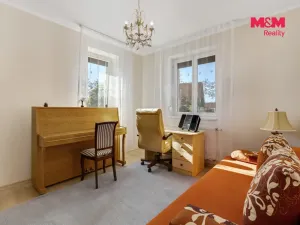Prodej rodinného domu, Svárov, Ptická, 210 m2