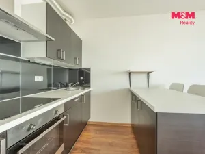 Prodej bytu 2+kk, Praha - Vysočany, Sousedíkova, 59 m2