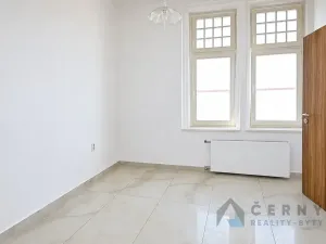 Pronájem bytu 2+1, Liberec, Liliová, 45 m2