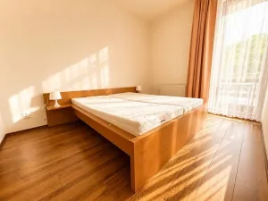 Pronájem bytu 2+kk, Praha - Karlín, Křižíkova, 52 m2