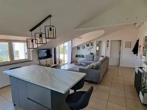 Prodej bytu 3+1, Novalja, Chorvatsko, 81 m2