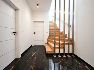Prodej vícegeneračního domu, Šestajovice, Komenského, 275 m2