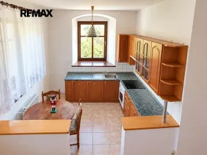 Prodej rodinného domu, Kájov, U Kostela, 200 m2