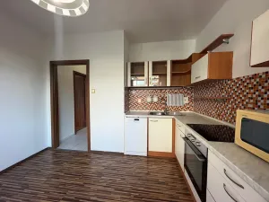 Prodej bytu 1+1, Praha - Hostivař, plukovníka Mráze, 45 m2